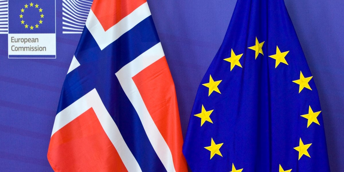 Image missing description